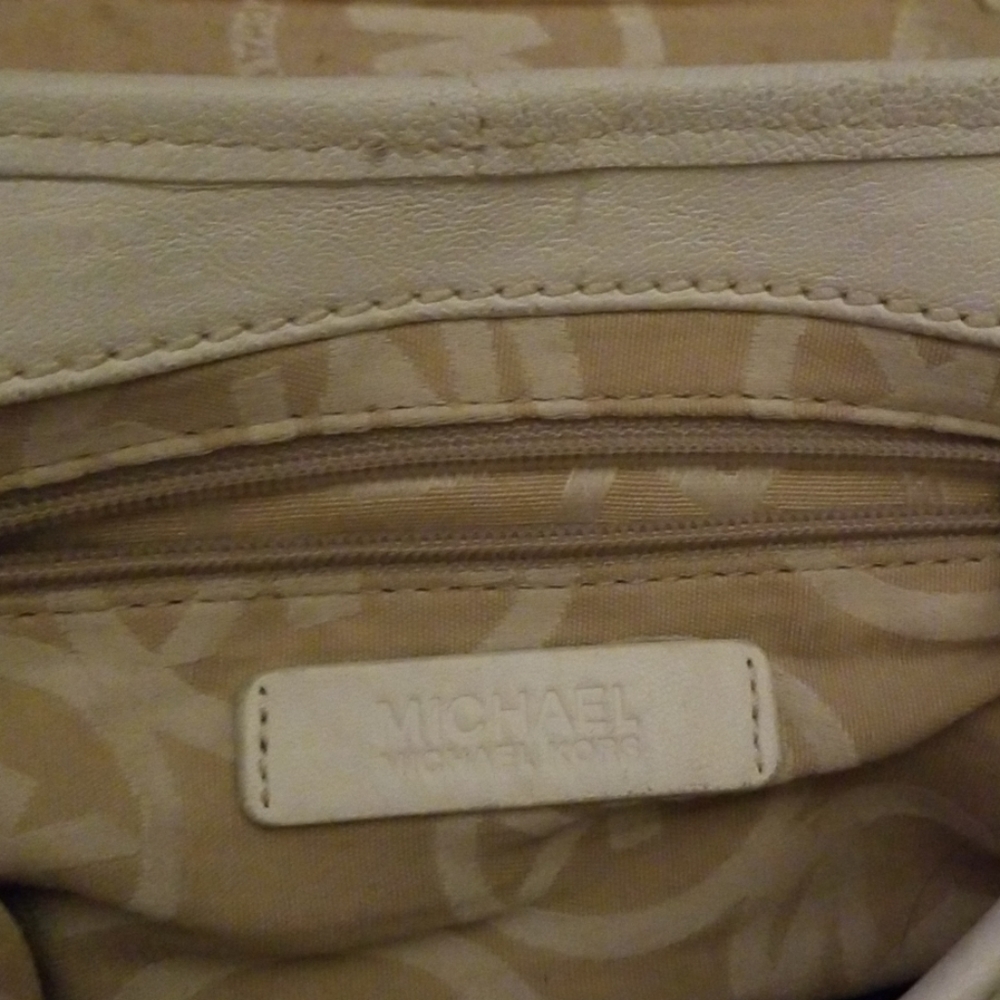 Authentic bag!!MK - Picture 3 of 5